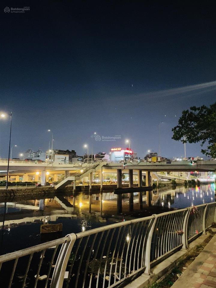 Nhà 6x18m mặt tiền đường bình đông, cách q5 chỉ một cây cầu, vị trí đắc địa