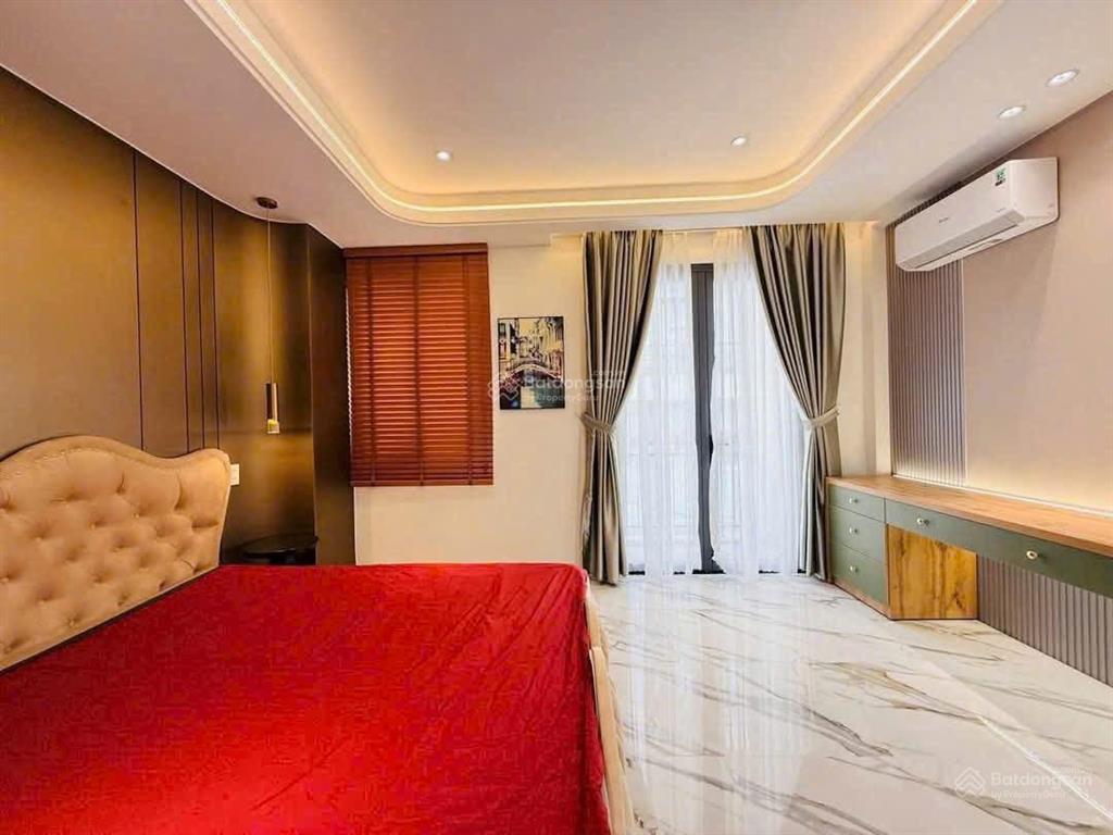 Bán nhà 4 tầng 5x20m oto ngủ trong nhà đường lâm văn bền trung tâm q7 cách chợ bến thành chỉ 4 phút