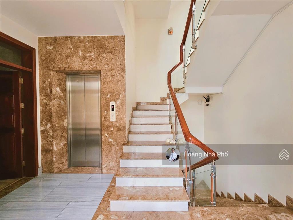 Biệt thự nghỉ dưỡng 5 tầng có thang máy  252m2 ngang 9m  đường 16m  3 mặt nhà thoáng  25 tỷ