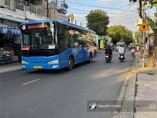 Mặt tiền kinh doanh cầu xây  dt 373m2 ngang 11m  tổng sàn 1688.5m2  đường 20m  cpxd 8 tầng