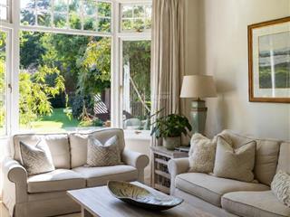 Khu biệt thự vip gần global city  220m2 ngang 9m  đường 12m  khu vực xây 4 tầng  22 tỷ tl