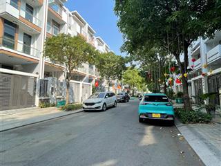 Bán đất nền tại khu đô thị vạn phúc city, 105m2 ngang 5m, đường 16m, giá 12,5 tỷ