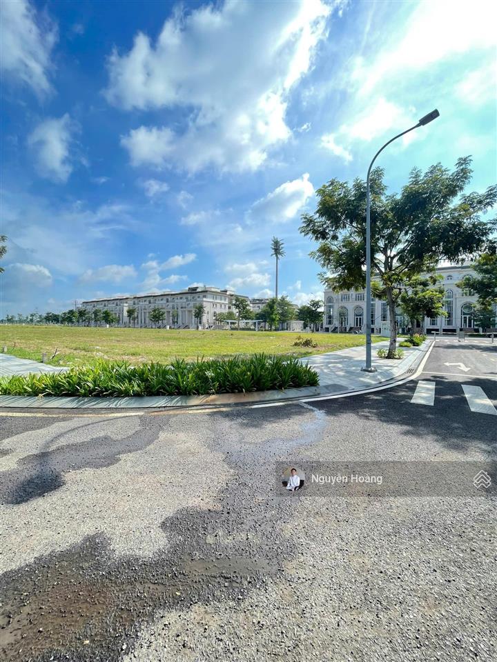 Chỉ 1 lô bán  tdc hud vạn phúc city  115m2 ngang 5m  ngay khu biệt thự trăm tỷ