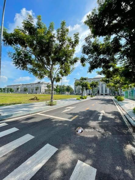Chỉ 1 lô bán  tdc hud vạn phúc city  115m2 ngang 5m  ngay khu biệt thự trăm tỷ