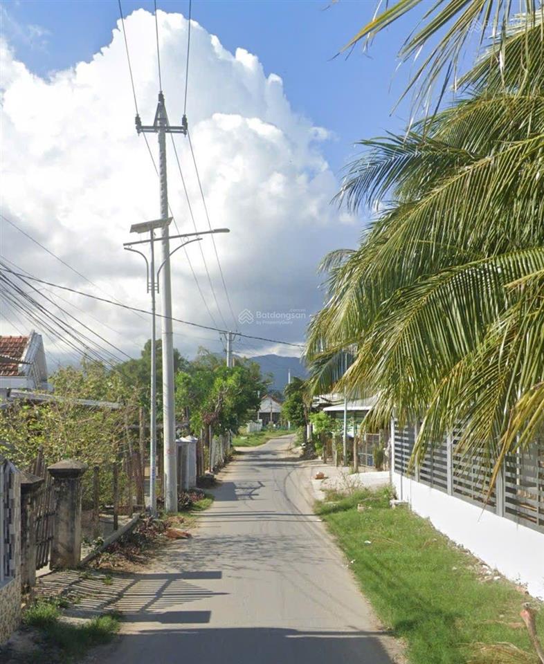 Bán lô đất thổ cư tu bông 93m2 sổ hồng riêng giá chỉ 17 triệu/m