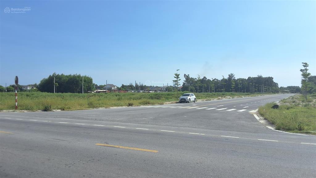 Bán gấp 5,5 tỷ  đất đấu giá nghi hương  cách qh  tthcc nghệ an 2km 10x22,5=225m2
