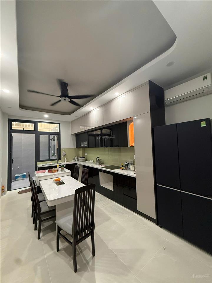 Bán nhà mới xây ngay lâm văn bền, tân thuận, quận 7, 4 tầng, 70m2 giá 13,9 tỷ tl