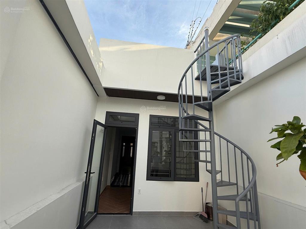 Bán nhà mới xây ngay lâm văn bền, tân thuận, quận 7, 4 tầng, 70m2 giá 13,9 tỷ tl