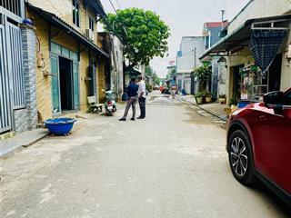 Căn hộ dịch vụ 134m2, lò lu, 2 mặt tiền, gần chợ lò lu, đh tài chính markrting, khu cn cao, vin q9