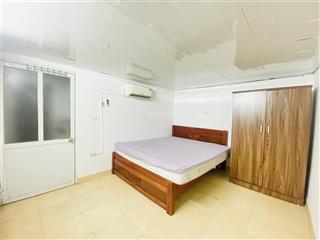 Cho thuê phòng trọ tại ngõ 79 cầu giấy, 2,4 triệu, 15m2 bao đẹp giá tốt