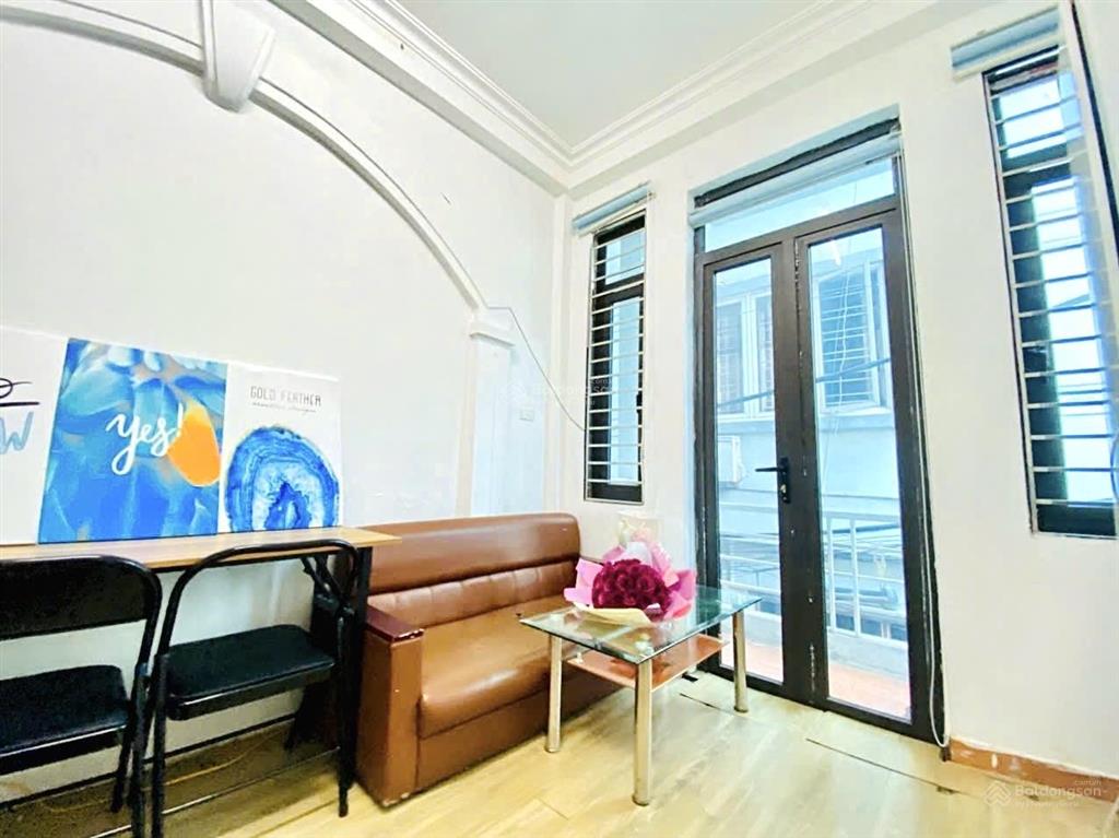 Tặng 500k khi ở cho thuê phòng trọ 20m2 tại trần thái tông, giá 3 triệu, p dịch vọng, q. cầu giấy