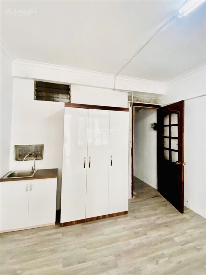 Cho thuê phòng trọ tại nguyễn chí thanh, 2,8 triệu, 20m2, siêu hot uy tín