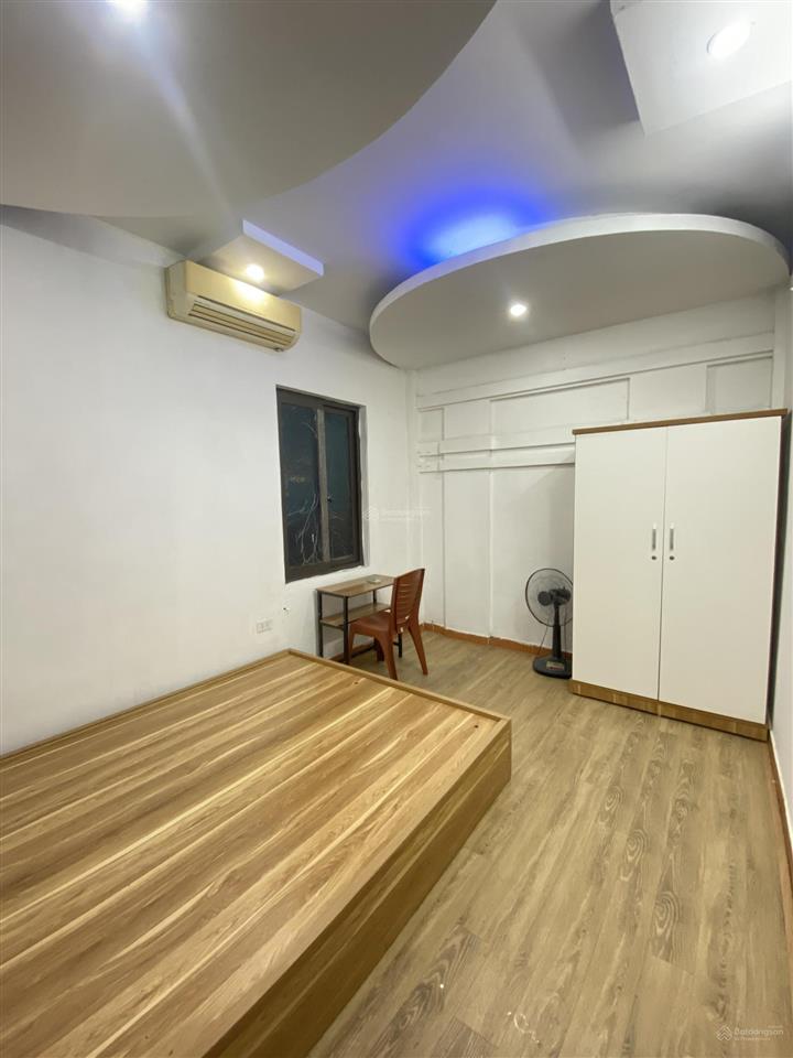 Cho thuê phòng trọ 15m2 tại 14 ngõ 45 trần thái tông, giá 2,8 triệu