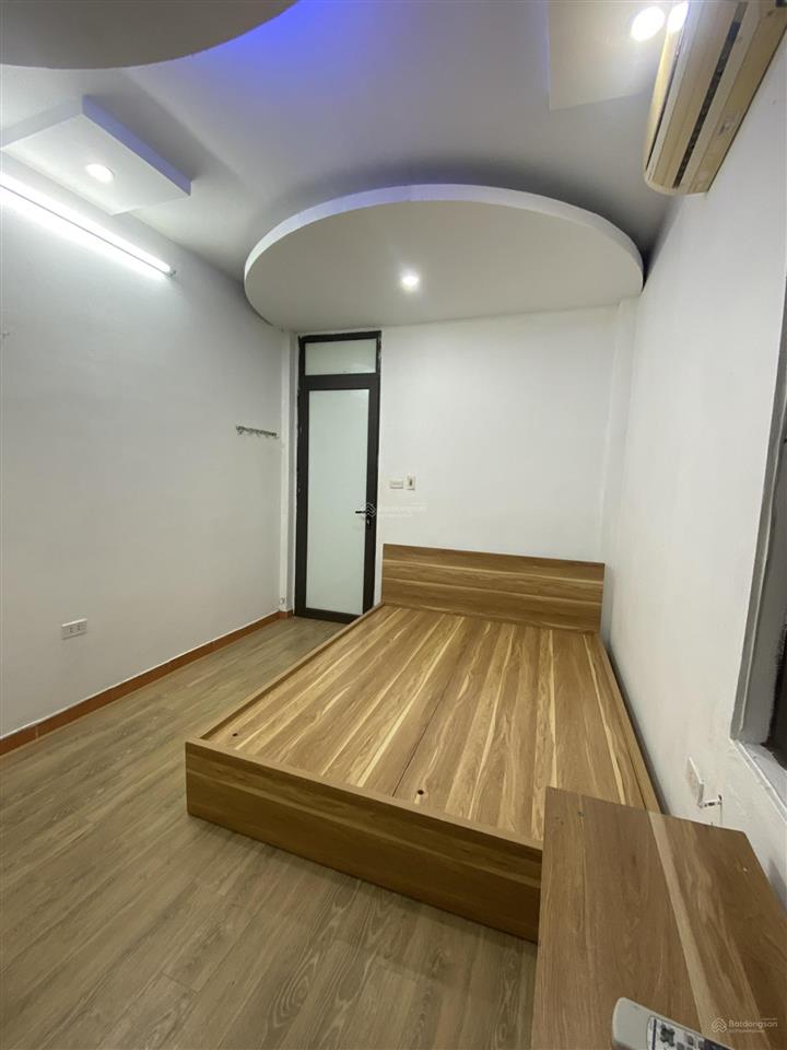 Cho thuê phòng trọ 15m2 tại 14 ngõ 45 trần thái tông, giá 2,8 triệu