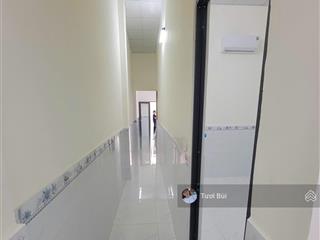 Cho thuê nhà mới xây khu vcn phước long dt 130 có sân đậu oto giá thuê 8 triệu/ th, hướng đông nam