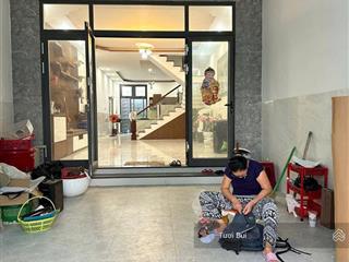 Cho thuê nhà 4 tầng kdt phước long có 7 phòng ngủ, full nội thất , giá chỉ 20 triệu/ tháng