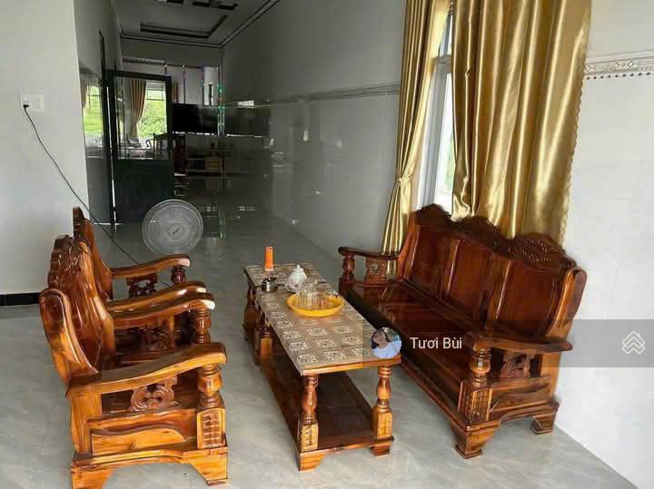 Chỉ 800 tr có nhà cấp 4 đẹp tại ninh phụng ninh hòa dt đất 400m2 mặt tiền 35m, cách nha trang 38km