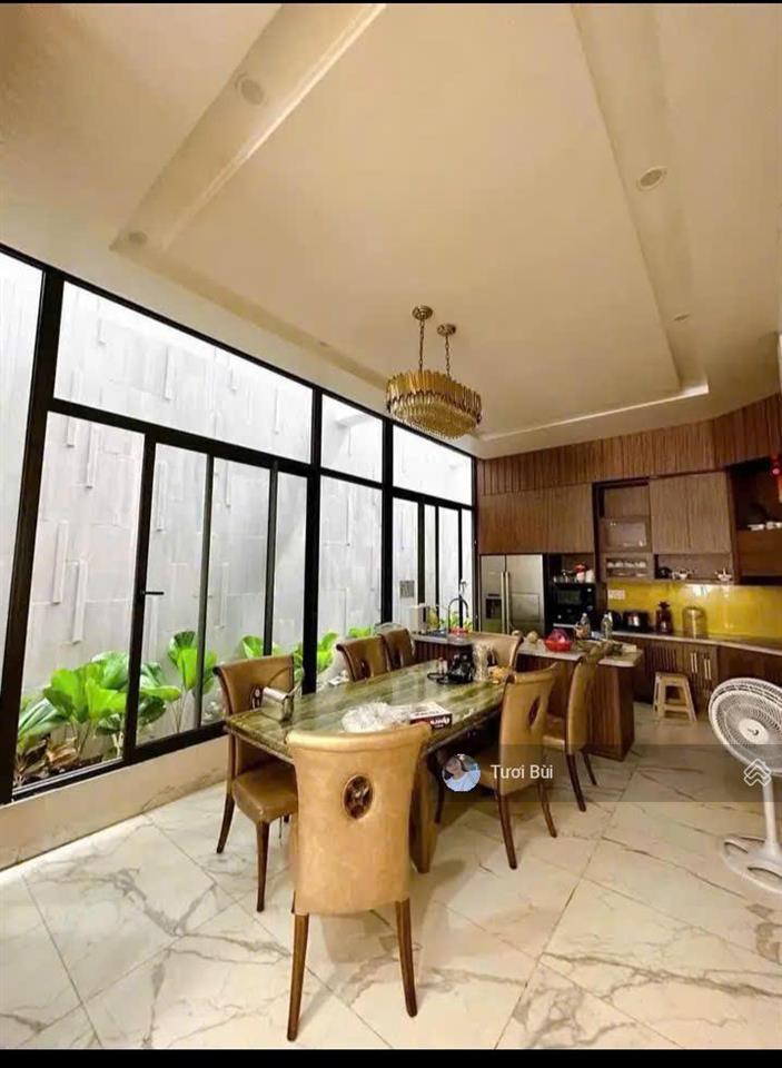 Hạ 6tỷ biệt thự 3 tầng đẹp mặt tiền đường lê quý đôn p.nha trang dt 188m, ngang 7m cách biển 400m