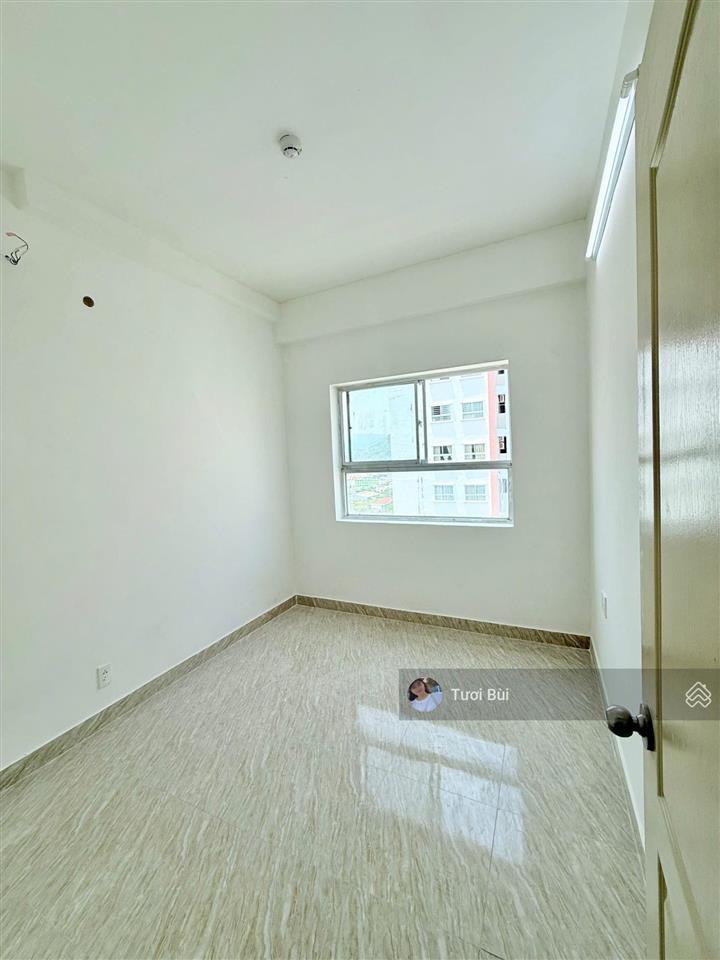Bán căn hộ hoàng quân  bắc nha trang hạ còn 1 tỷ 859 triệu, tầng cao view thoáng