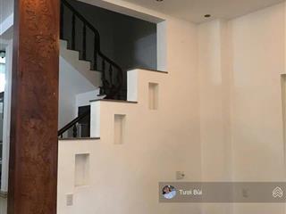 Bán nhà 3 tầng hẻm oto đặng tất, ngang 6m, dt 75m, cách bãi tắm hòn chồng 200m giá 9ty200 triệu