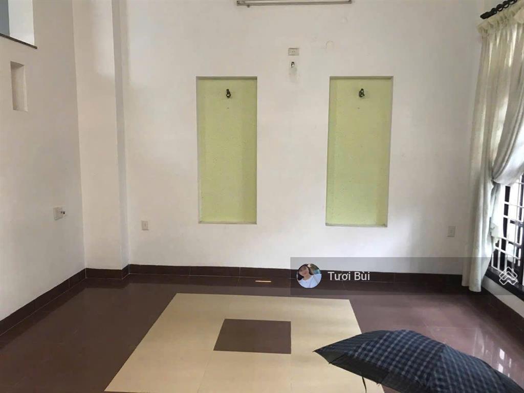 Bán nhà 3 tầng hẻm oto đặng tất, ngang 6m, dt 75m, cách bãi tắm hòn chồng 200m giá 9ty200 triệu