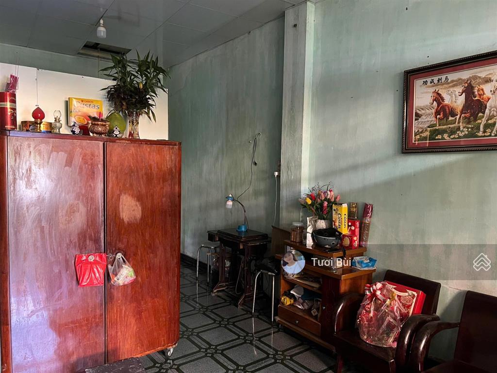 Hiếm  bán đất tặng nhà cấp 4 diện tích 69m hẻm oto đường hoàng diệu, cách biển chỉ 600m,