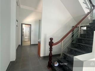 Cho thuê nhà nguyên căn, căn góc 3 tầng khu phố tây dt 75m, có 5 phòng ngủ, 2 wc, giá 15 triệu