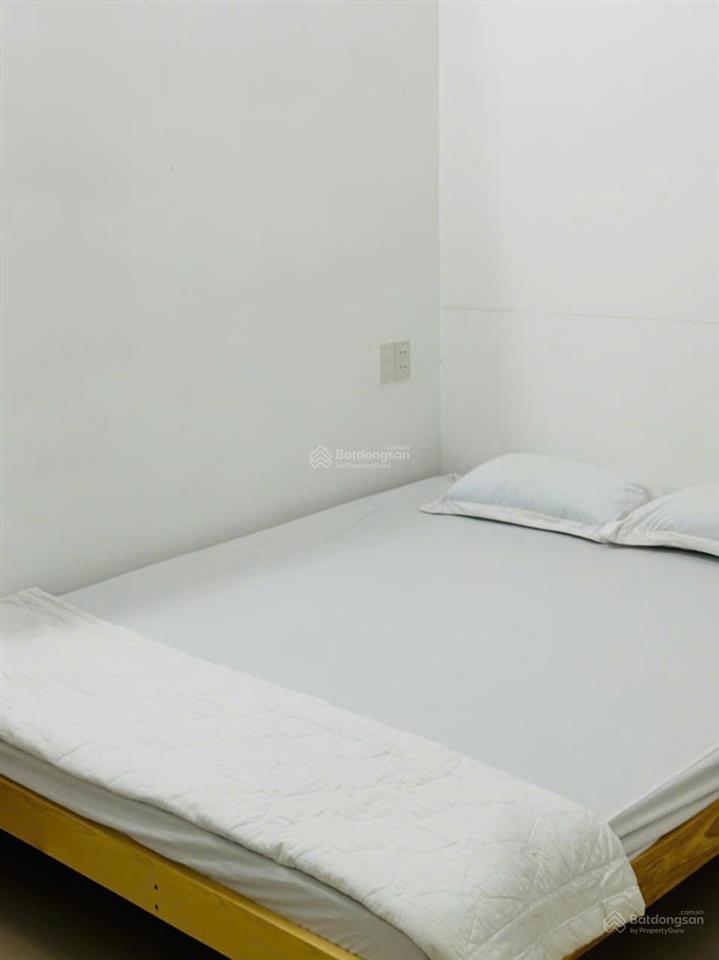 Cho thuê góc napoleon gần biển hòn chồng 3 pn, 2wc. view biển, tầng cao, full nội thất, giá 14 tr