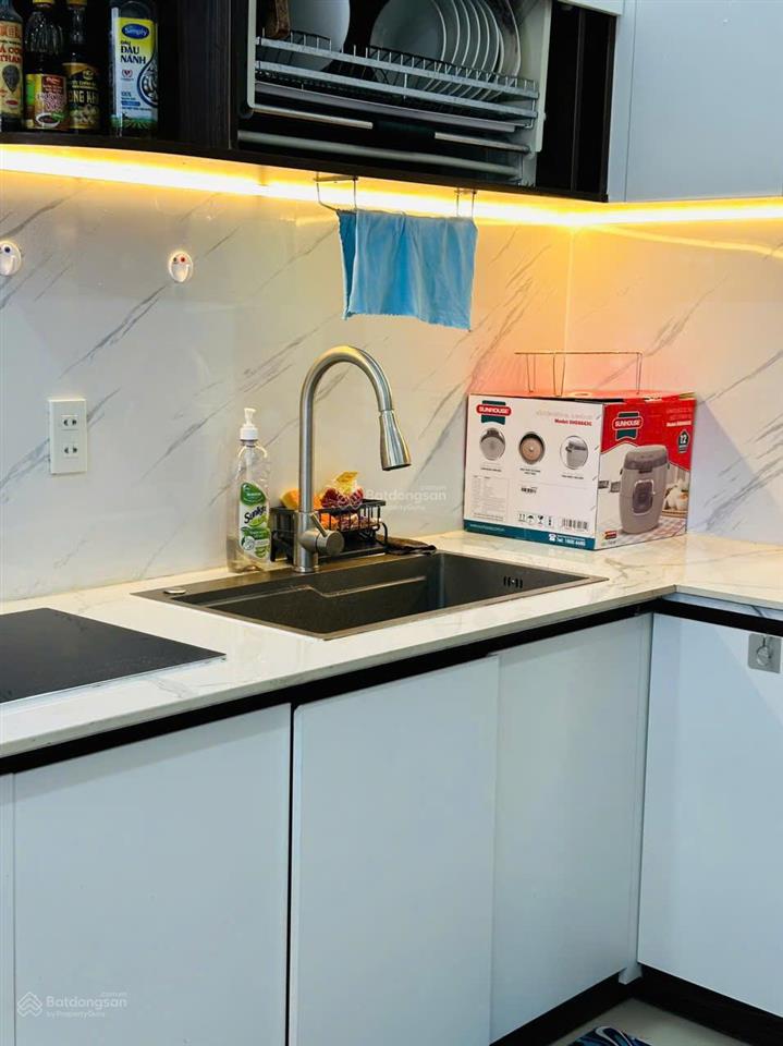 Cho thuê góc napoleon gần biển hòn chồng 3 pn, 2wc. view biển, tầng cao, full nội thất, giá 14 tr