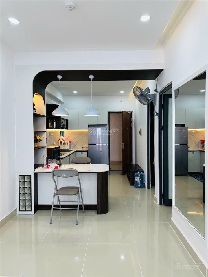 Cho thuê góc napoleon gần biển hòn chồng 3 pn, 2wc. view biển, tầng cao, full nội thất, giá 14 tr
