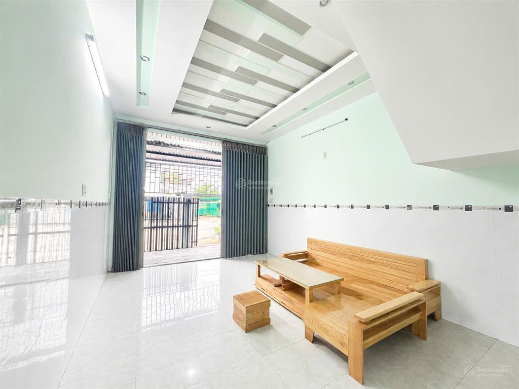 Cho thuê nhà full nội thất hòn xện bắc nha trang dt 80m 3pn giá chỉ 8 triệu/ tháng,cách biển 500m