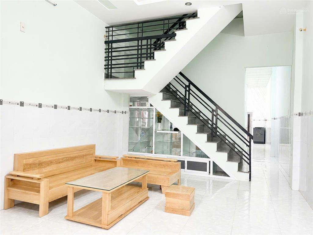 Cho thuê nhà full nội thất hòn xện bắc nha trang dt 80m 3pn giá chỉ 8 triệu/ tháng,cách biển 500m