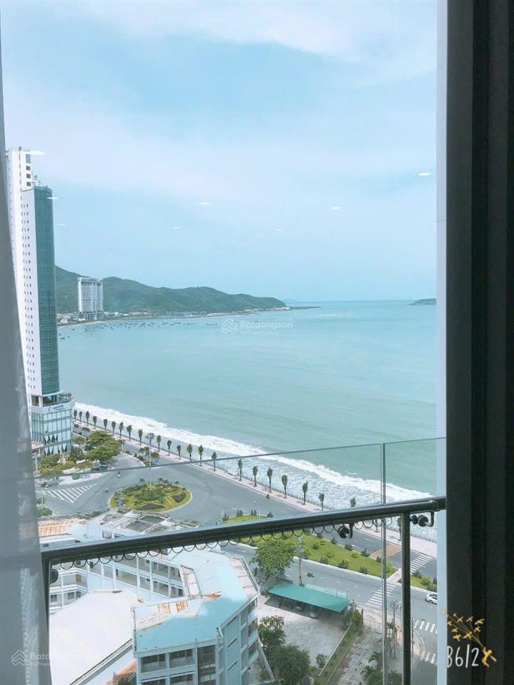 Bán căn hộ scenia bay mặt biển nha trang, căn hộ hiếm có cạnh biển có sổ hồng dt dt 64m giá 4 tỷ200