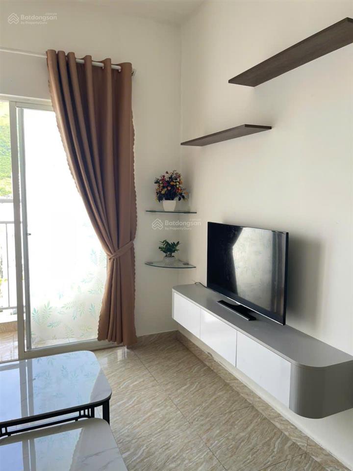 Hạ 200 triệu bán nhanh trong tuần căn cc hoàng quân nha trang dt 55m view ngoài giá còn 1 tỷ 850
