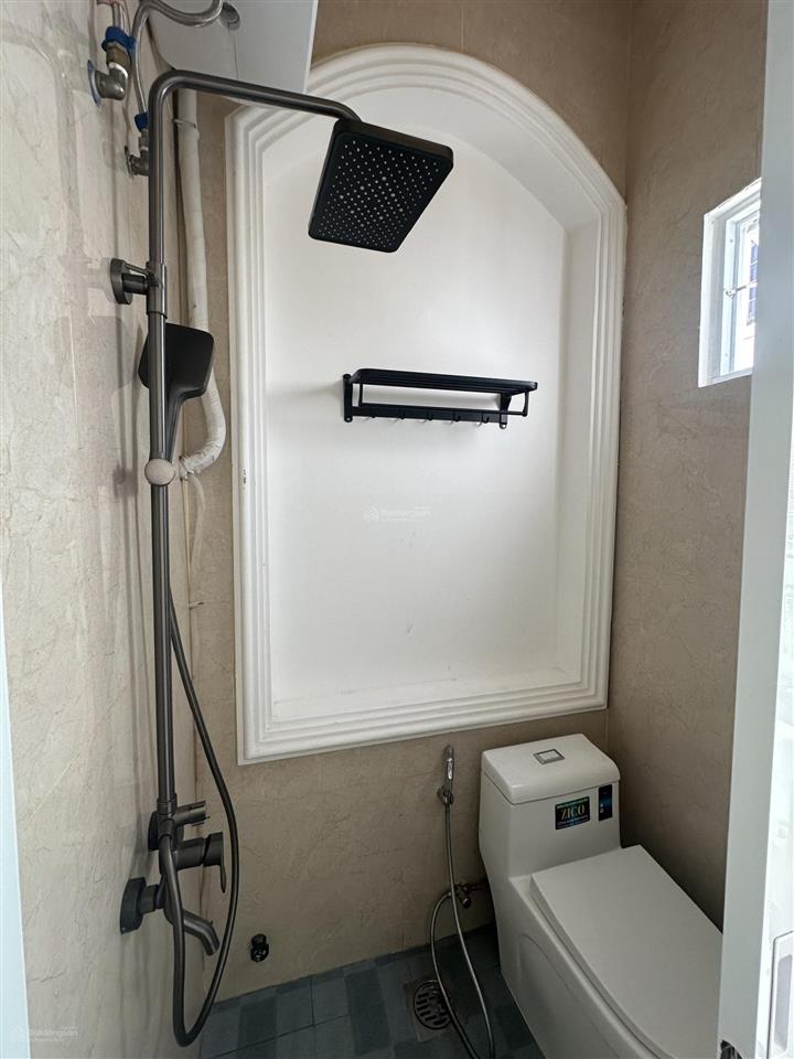 Hạ giá sâu chỉ còn 3 tỷ 900 triệu bán nhà phố tây đường biệt thự nha trang đường 6m dt 23m2