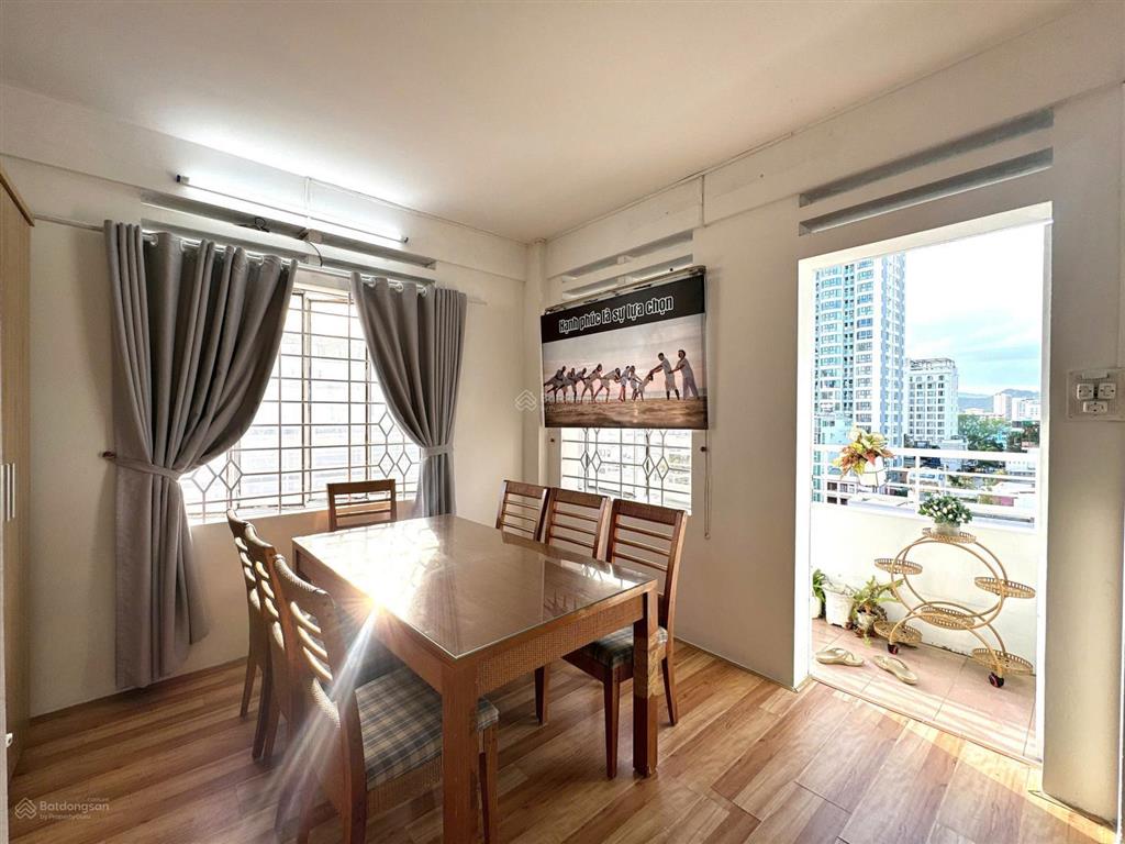 Cho thuê căn góc số 7 nguyễn thiện thuật khu phố tây nha trang dt 67m2 giá chỉ 9 triệu/tháng
