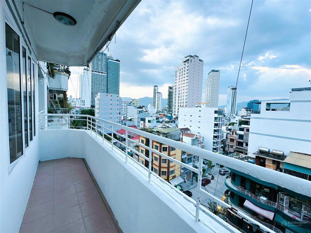 Cho thuê căn góc số 7 nguyễn thiện thuật khu phố tây nha trang dt 67m2 giá chỉ 9 triệu/tháng