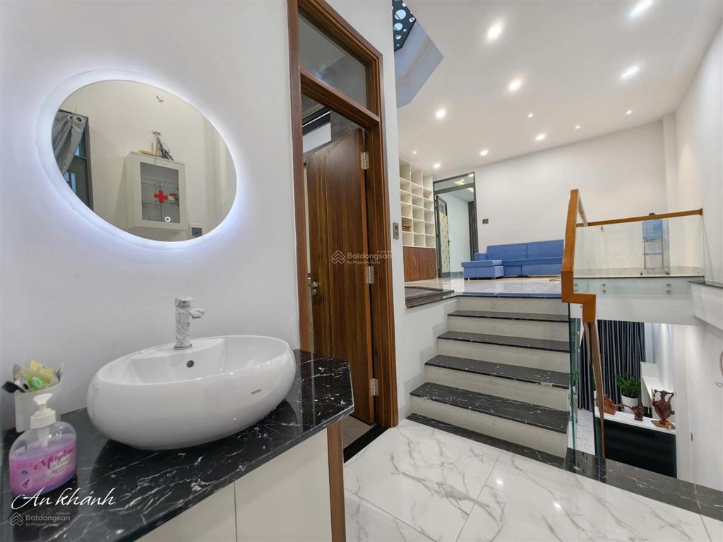 Cho thuê nhà đẹp 2 tầng full nội thất dt 180m 3 phòng ngủ vĩnh thạnh nha trang giá 7 triệu