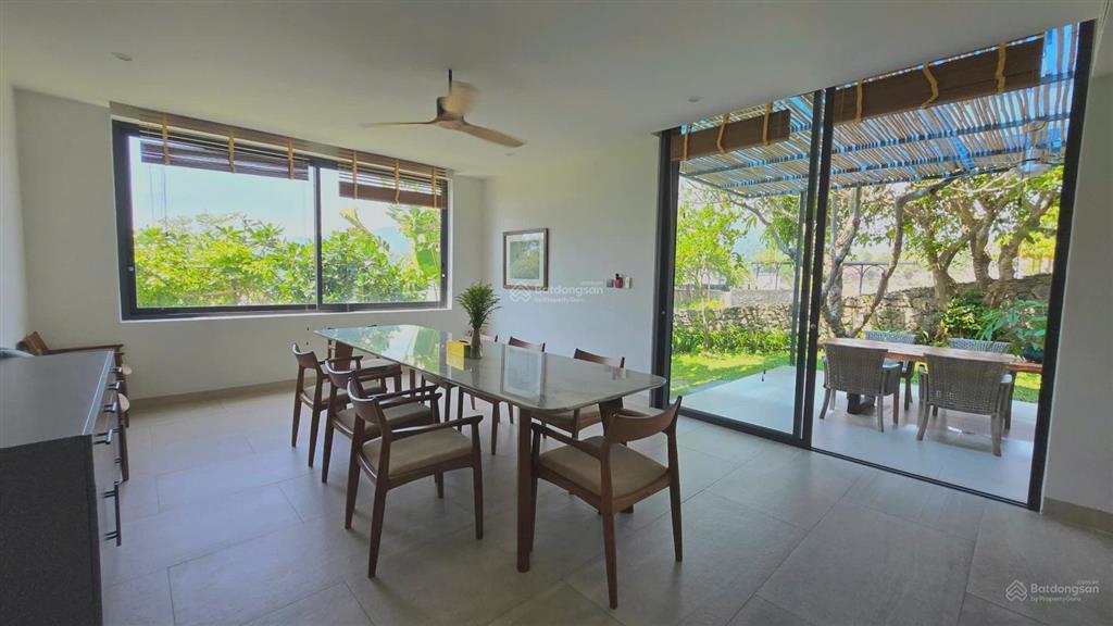Cho thuê villa phố biển, khu biệt thự ocean front anh nguyễn view biển, dt 420m2 có 4pn