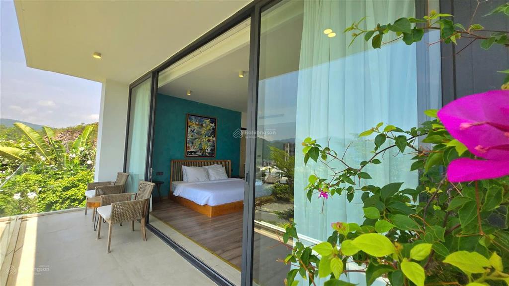 Cho thuê villa phố biển, khu biệt thự ocean front anh nguyễn view biển, dt 420m2 có 4pn