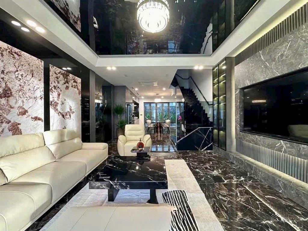 Giảm mạnh 500 triệu chỉ còn 8,5 tỷ, căn luxury kđt mỹ gia gói 8 sẵn hđ thuê 40tr/tháng