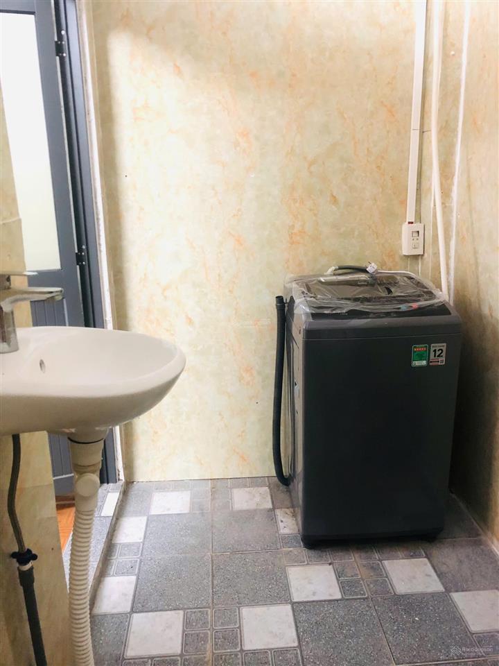 Cho thuê nhà nguyên căn trống sẵn giá tốt chỉ 7 triệu/tháng, gần đường 28, dt 70m2, 2 phòng ngủ