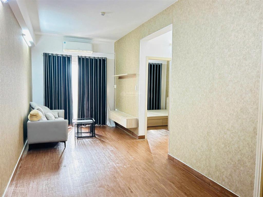 Hạ giá bán nhanh căn góc chung cư hoàng quân nha trang giá hạ còn 1 tỷ850 triệu, dt 57m, view ngoài