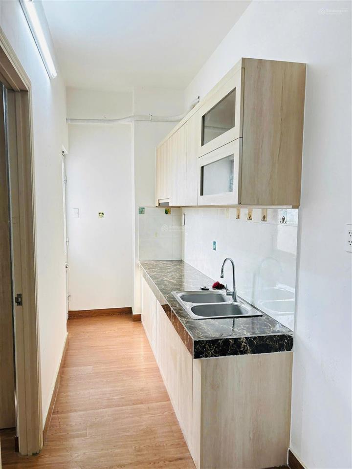 Hạ giá bán nhanh căn góc chung cư hoàng quân nha trang giá hạ còn 1 tỷ850 triệu, dt 57m, view ngoài