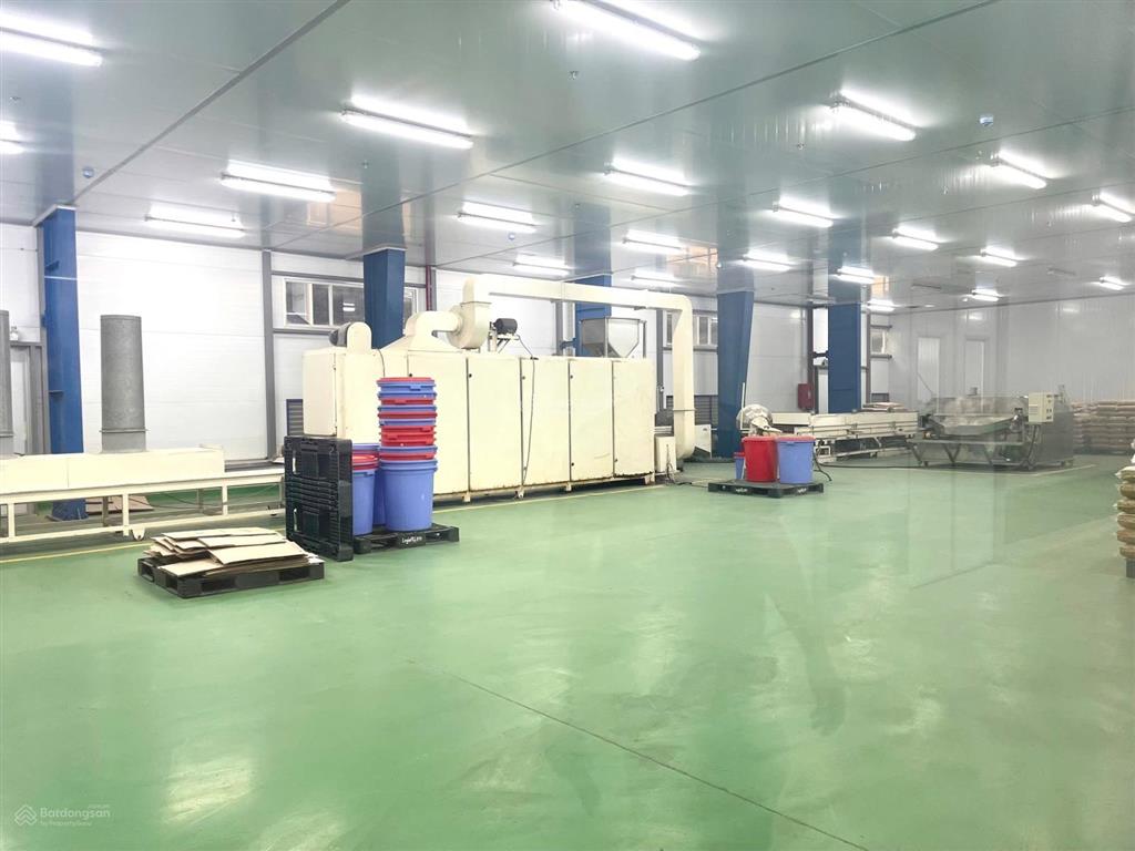 Cho thuê xưởng 4500m2 xã thiện tân, vĩnh cửu đồng nai có pccc, sạch đẹp gía 400tr