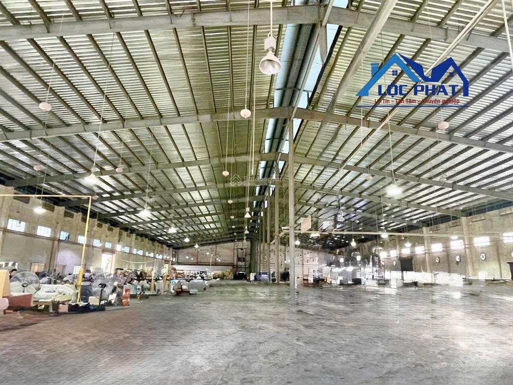 Bán xưởng 30.000m2 khu công nghiệp nhơn trạch, đồng nai giá 182 tỷ