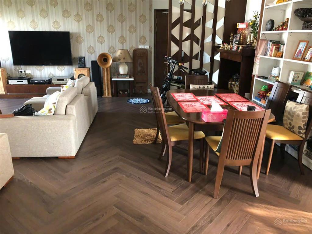 Golden palace mễ trì. bán căn hộ đẹp 4 ngủ 141m tầng trung, full nội thất, sẵn sổ, giá 12.5 tỷ bp