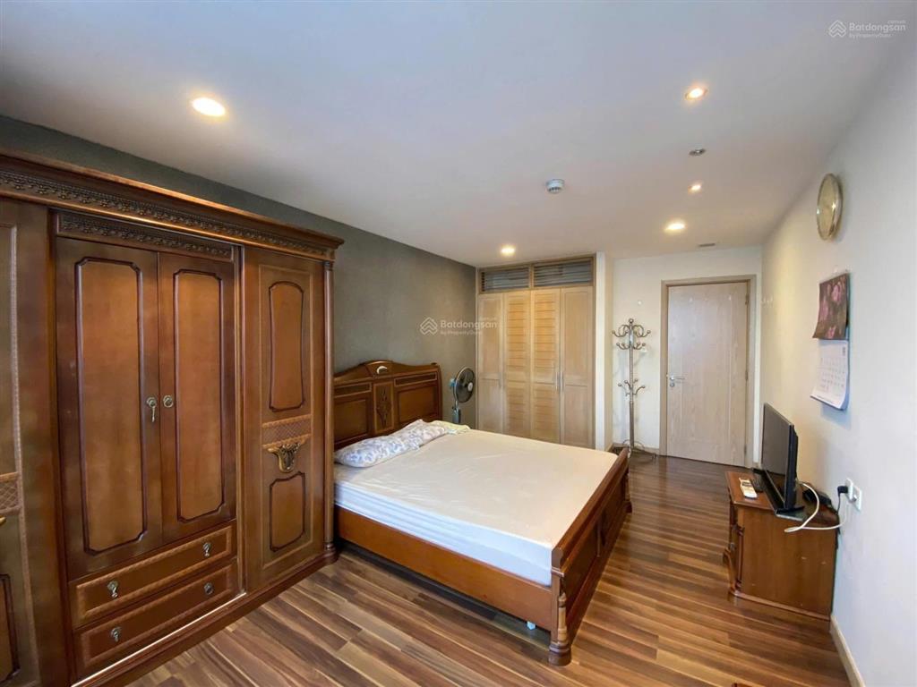 Cần bán gấp căn 4 ngủ 162m chung cư thăng long n01, nhà đẹp full nội thất, sẵn sổ giá 14.5 tỷ bp.