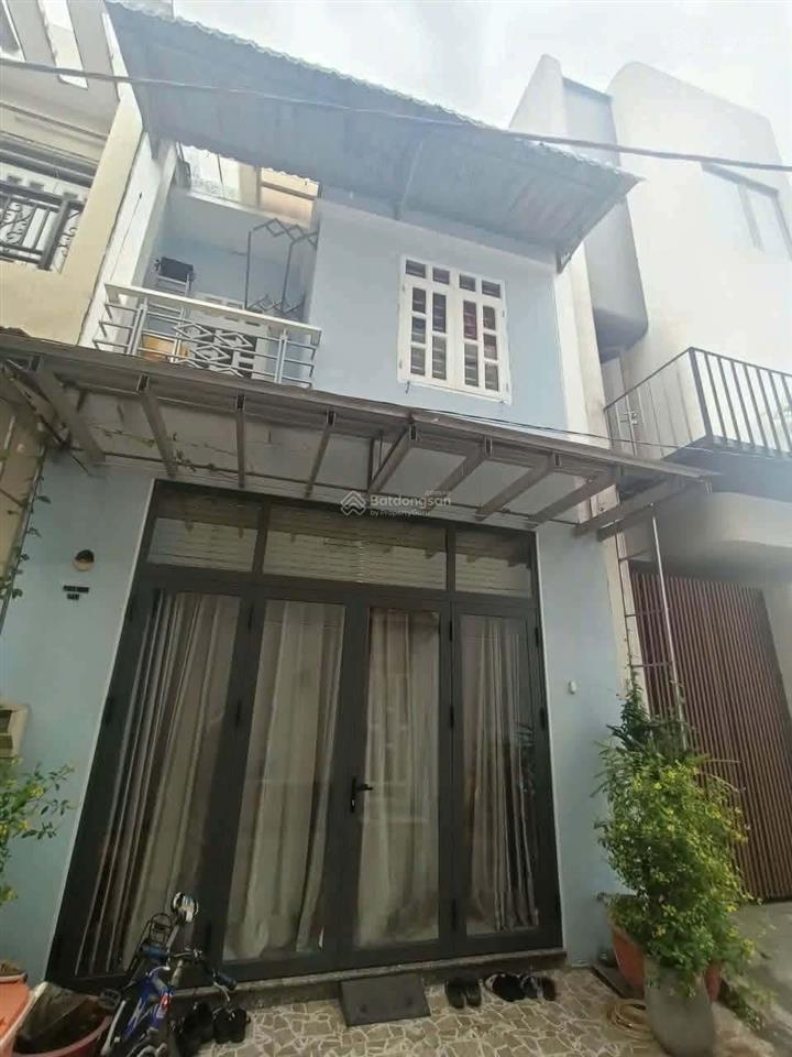 Bán nhà đẹp! nhà còn rất mới, khách chỉ mua và vào ở ngay!