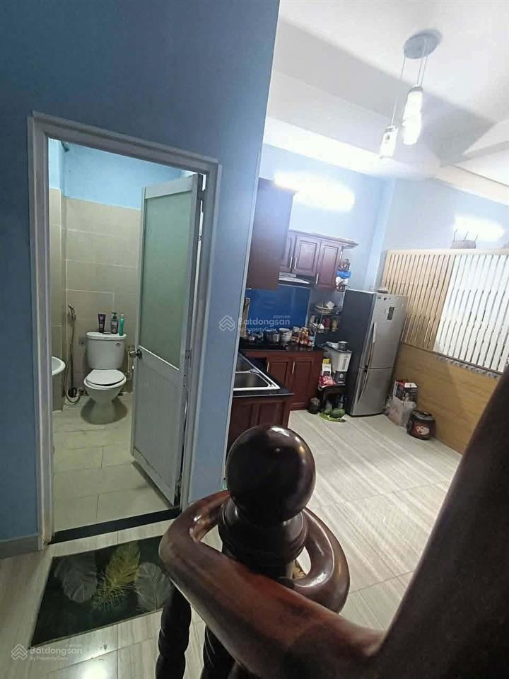 Bán nhà đẹp! nhà còn rất mới, khách chỉ mua và vào ở ngay!